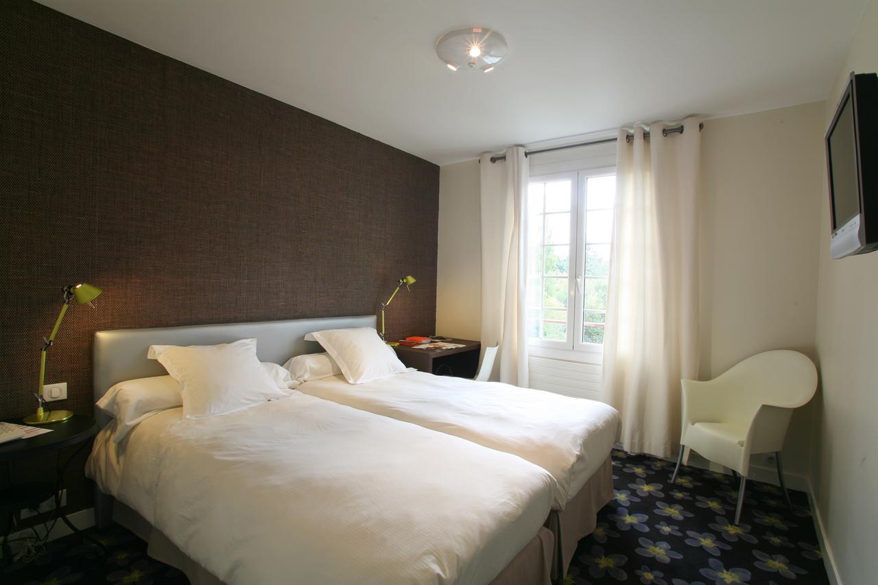 Hotel Logis Ar Milin Châteaubourg Exteriér fotografie