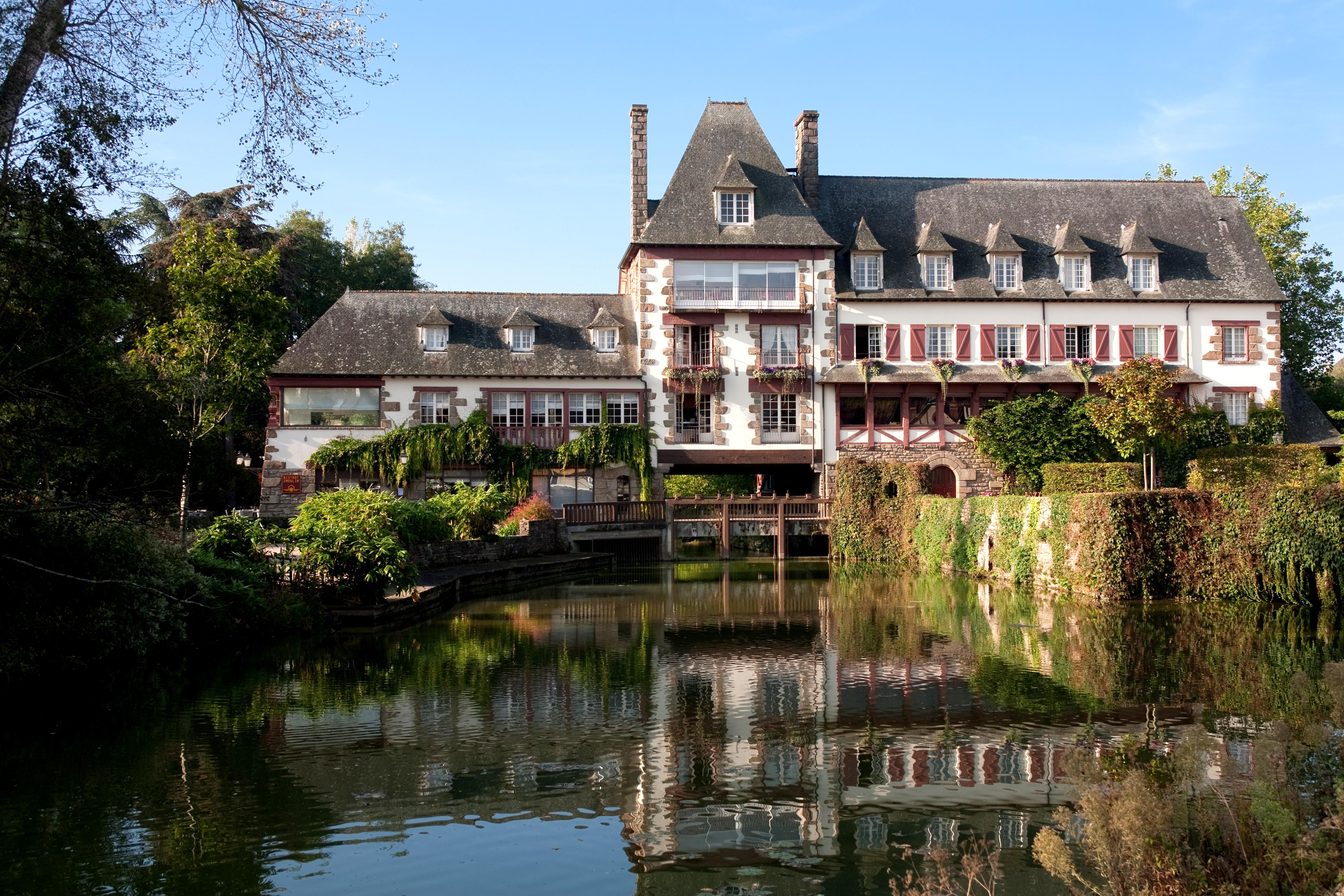 Hotel Logis Ar Milin Châteaubourg Exteriér fotografie